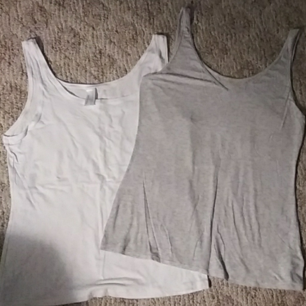 NWOT 2 Women's Charter Club Tank Tops